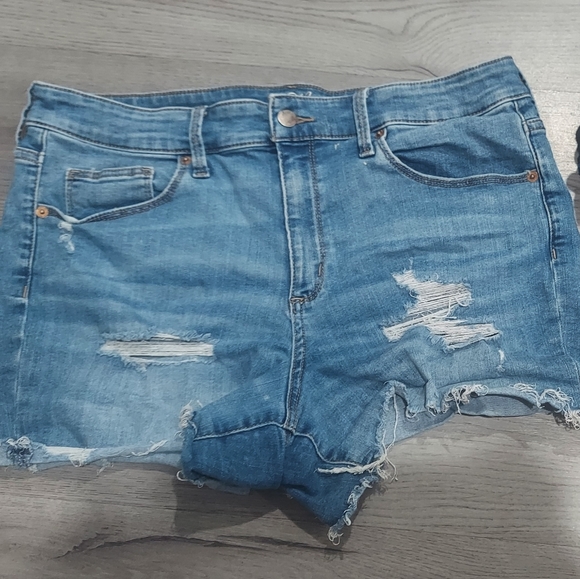 Universal Thread Jean Bundle - Picture 13 of 13